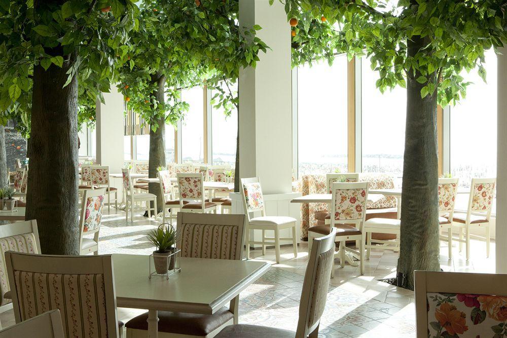 Hotel Herods By The Tel Aviv