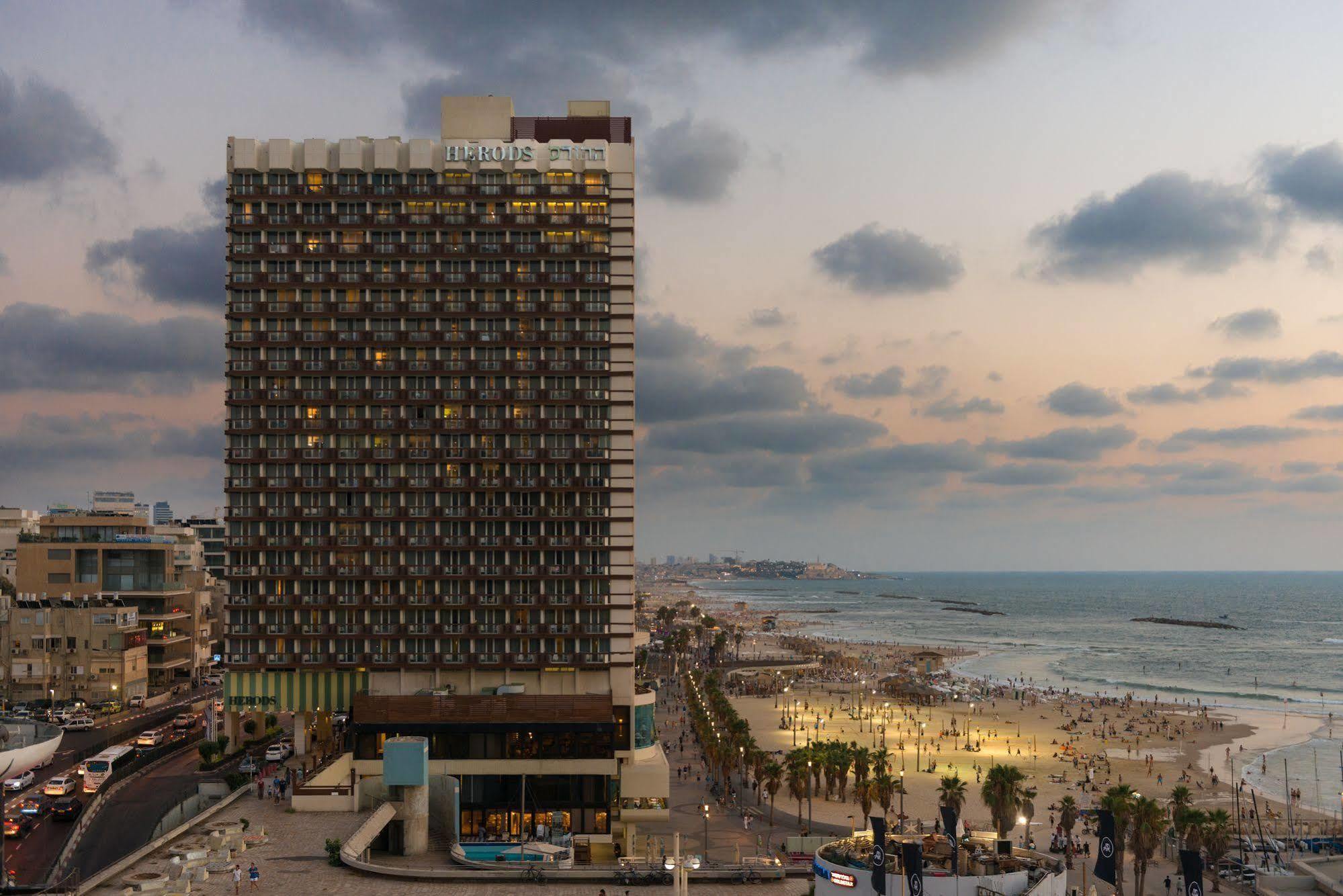 Herods By The Hotel